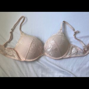 La Senza: Pink Lace Extreme Push Up Bra💕